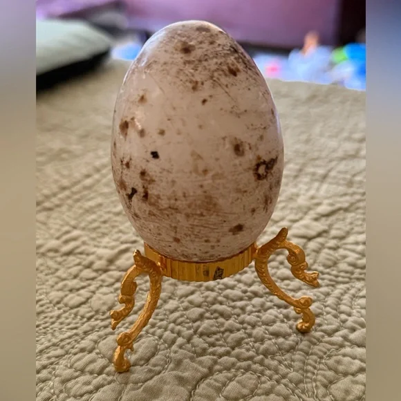 Vintage Italian Marble Artisan RARE Decorative Egg with Stand - Picture 3 of 8